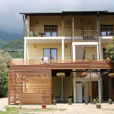 Guest House Letto Gagra Bagian luar foto