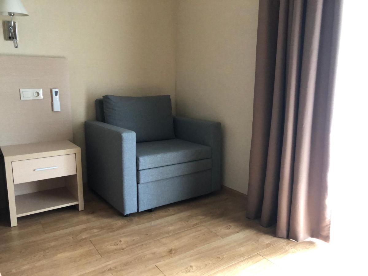 Guest House Letto Gagra Bagian luar foto