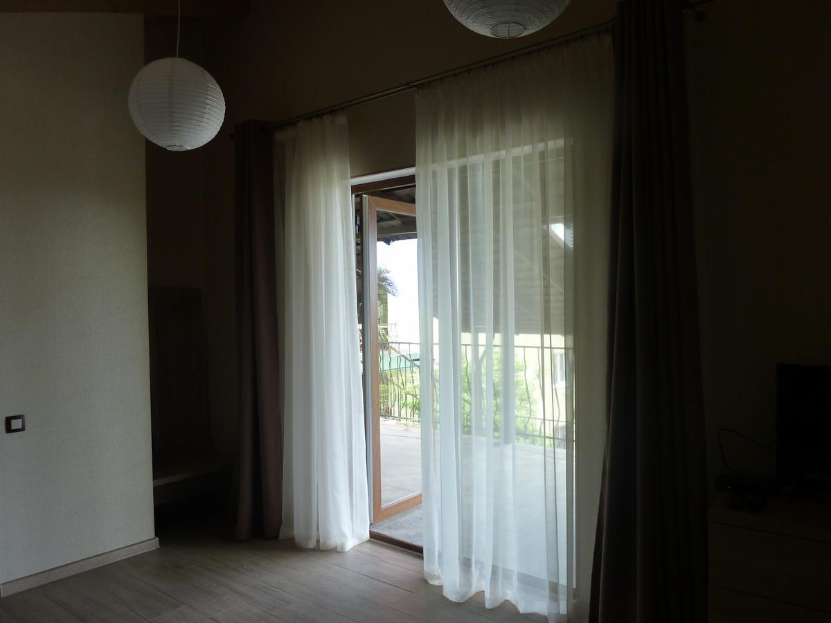 Guest House Letto Gagra Bagian luar foto