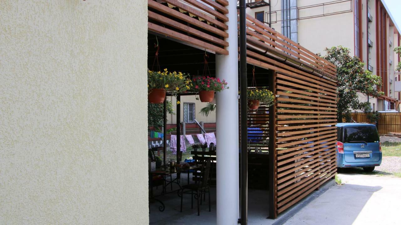 Guest House Letto Gagra Bagian luar foto