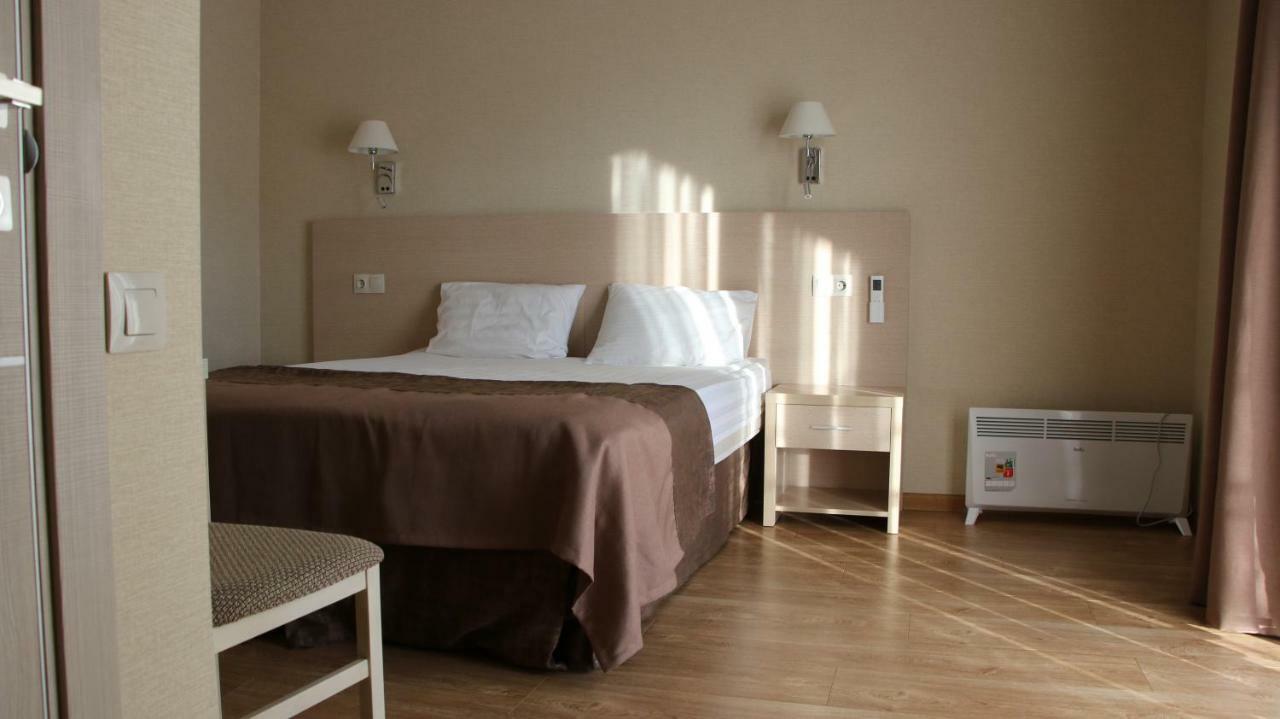 Guest House Letto Gagra Bagian luar foto