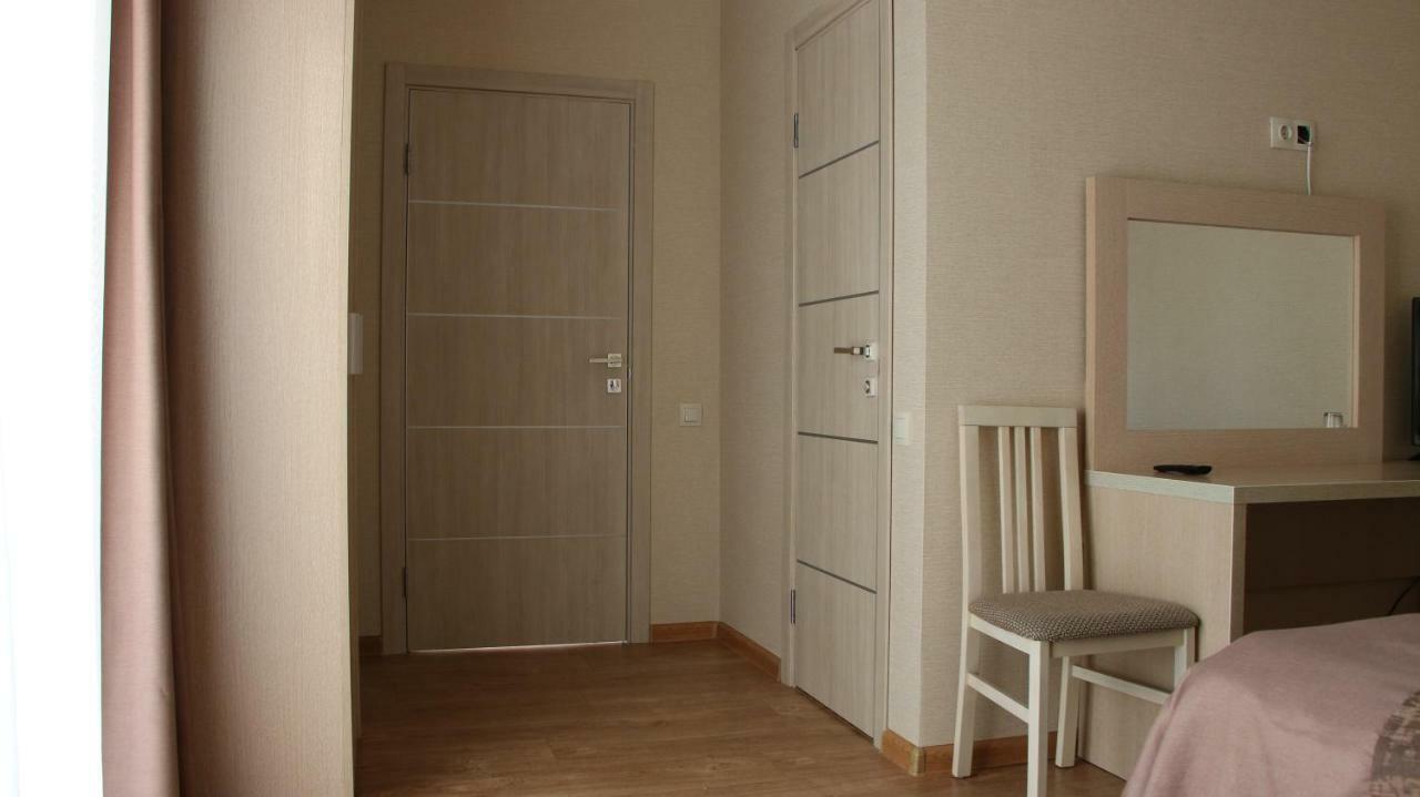 Guest House Letto Gagra Bagian luar foto